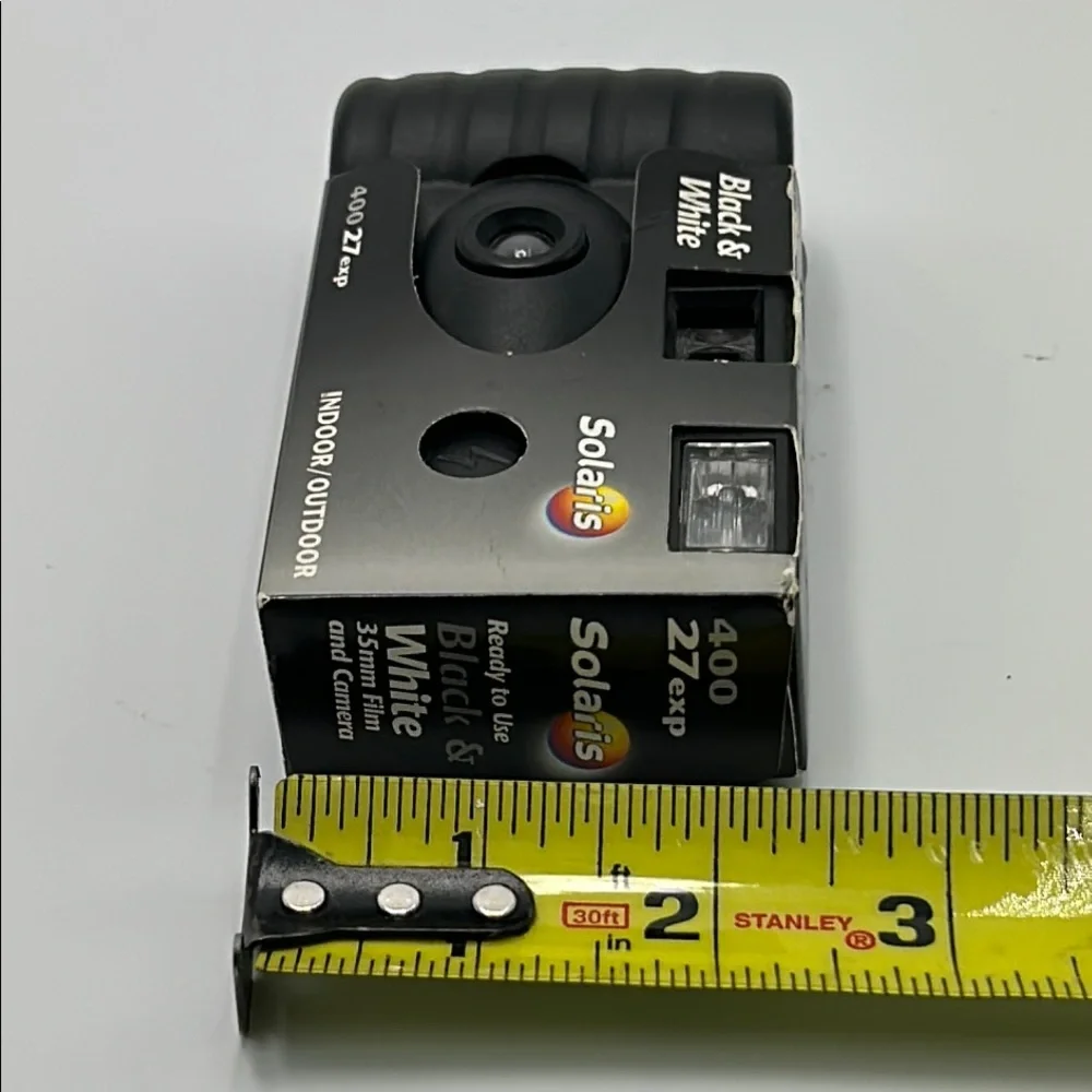 Solaris Black White Disposable Camera 400 27exp Indoor/ Outdoor